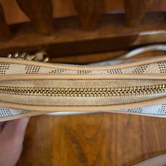 Michael Kors Fulton Signature MK Logo Small Crossbody EUC! - Picture 5 of 14